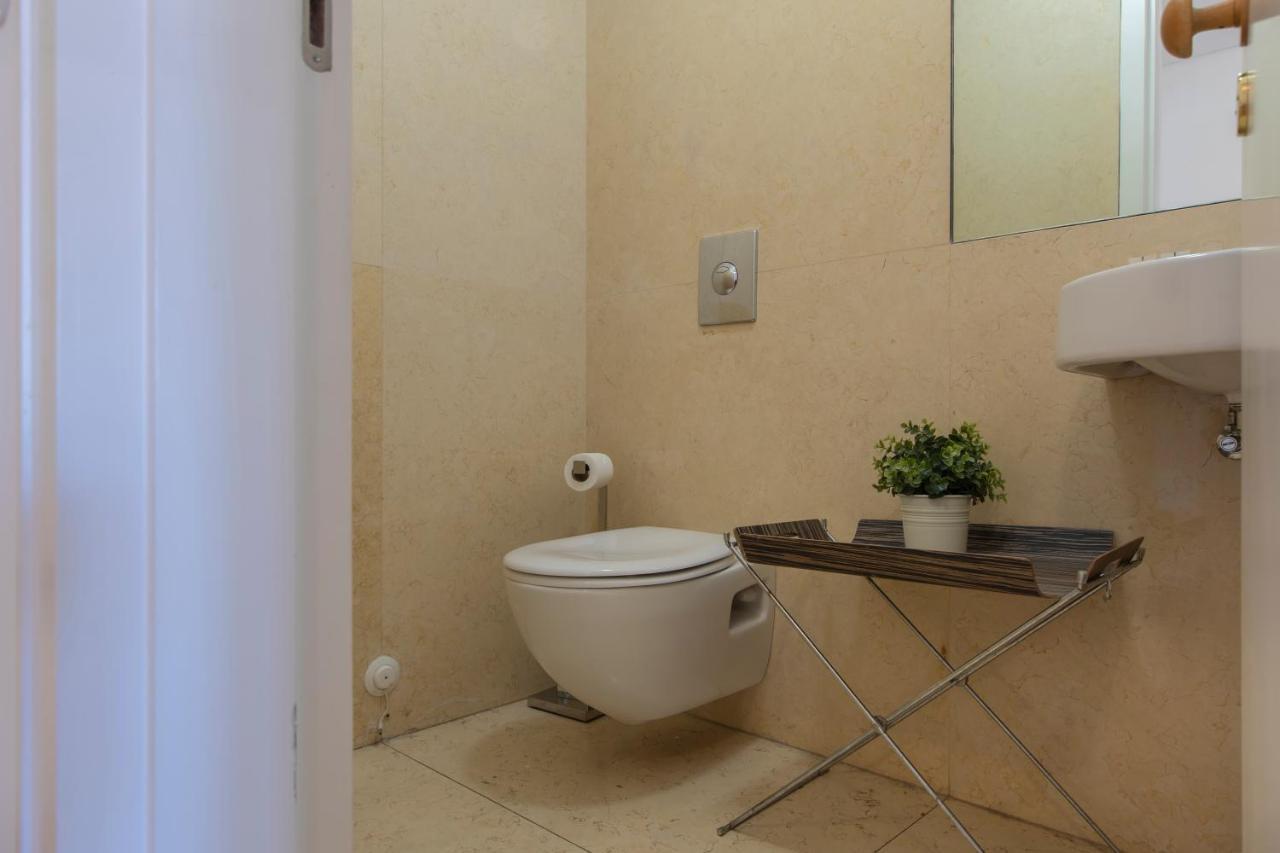 Downtown Apartment Santa Justa Lisboa Eksteriør bilde